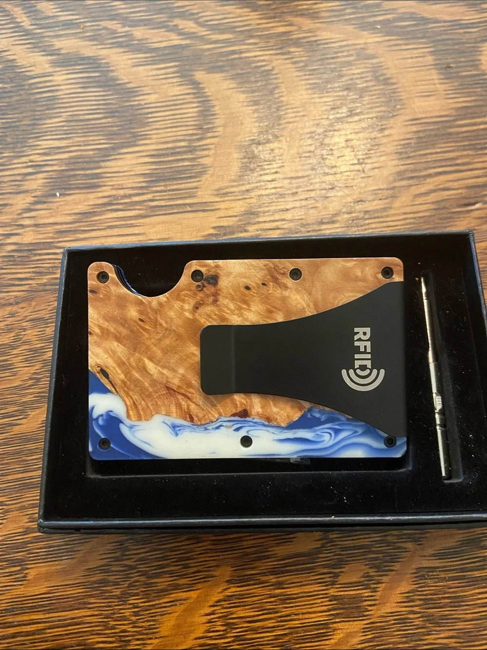 Minimalist Resin and Burl Wood Card Wallet - Blue & White